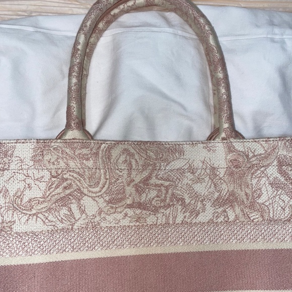 PINK CHRISTIAN DIOR BOOK TOTE MEDIUM - Picture 6 of 16